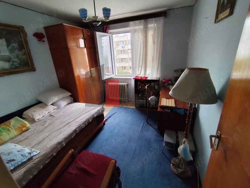 Barca, apartament 3 camere.